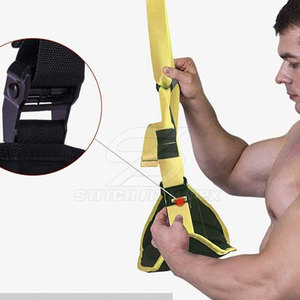 Correas AB colgantes para ejercicios de elevación de piernas con diseño ajustable y material resistente para entrenamiento en el gimnasio y uso en casa. - Product Image 4