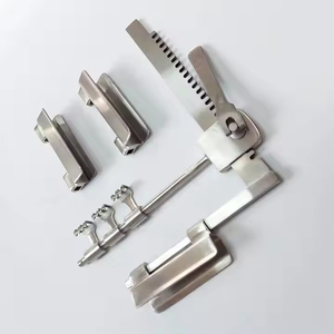 Kit d'outils en acier inoxydable pour l'écartement des côtes, destiné aux procédures thoraciques chirurgicales et à la rétraction thoracique chirurgicale avec précision des côtes - Product Image 2