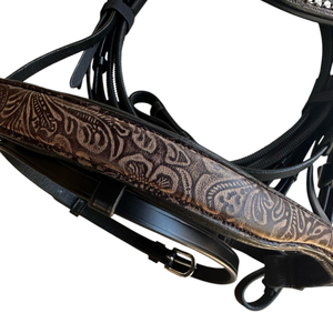 Cabezada de Cuero de Lujo Hecha a Mano con Cristales y Pedrería Elegante Estilo Inglés para Caballo, Personalizable en Color y Tamaño - Cob-Full Custom - Product Image 3