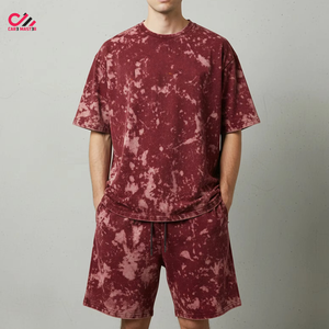 ชุดเซ็ต 2 ชิ้น เสื้อยืดโอเวอร์ไซส์และกางเกงขาสั้นลายมัดย้อม CARE MASTER สำหรับผู้ชาย ผ้าฝ้าย 100% สวมใส่สบายๆ ในฤดูร้อน มีจำหน่ายแล้ว - Product Image 1