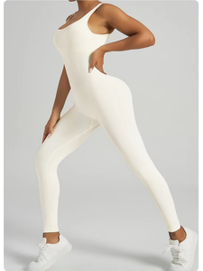 Ensemble de sport 2 pièces tie-dye personnalisé pour femme – Soutien-gorge de yoga respirant à séchage rapide et leggings de sport taille haute pour la course et l'entraînement - Product Image 2