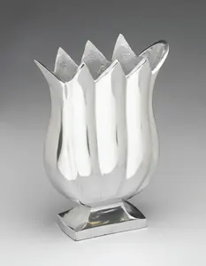 Jarrón de Flores de Hierro de Estilo Costero Contemporáneo de Lujo, Decoración Floral para Mesa, Ecológico y Elegante, Zahid Exports - Product Image 2