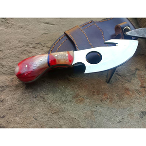 Cuchillo de caza estilo vaquero de acero inoxidable con mango de resina hecho a mano y gancho para desollar - Product Image 1