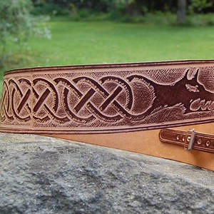 Cinturón con Diseño en Relieve de Cabeza de Lobo y Nudo Celta, Cinturones Tradicionales Escoceses de Alta Calidad, 100% Cuero, Suministros de Fábrica - Product Image 5