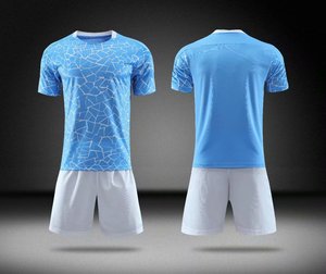 Uniforme de Fútbol de Poliéster 100% Transpirable de Primera Calidad, Nuevo Estilo, Diseño Nuevo, Color Sólido - Product Image 2