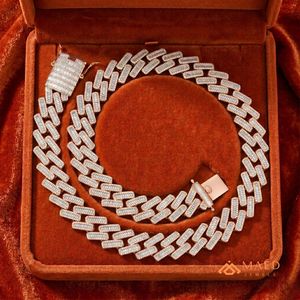 สร้อยคอโมอิสซาไนต์ชุบทองคำสีกุหลาบ ดีไซน์แบบ Cuban Link  เครื่องประดับแฟชั่นสำหรับผู้หญิงและผู้ชาย  สไตล์นิวยอร์ก  งานละเอียด  ดูทันสมัย - Product Image 3