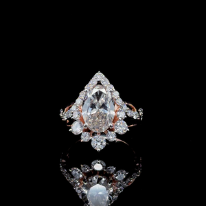 Anillo de Compromiso y Boda con Halo Floral de Oro de 18K, Diamante Cultivado en Laboratorio de Corte Ovalado de 2.38 Ct, Certificado IGI, Joyería Fina Personalizada - Product Image 1
