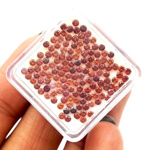 Piedras Preciosas Sueltas de Granate Rojo Natural, Corte Facetado, Calibradas de 2.5MM, Certificadas por Terceros, Venta al Por Mayor para Joyería - Product Image 1