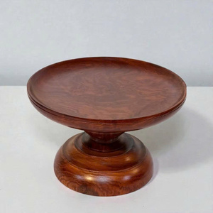 Elegante Soporte de Madera Tradicional Hecho a Mano y Ecológico para Platos, con Superficie Lisa y Base de Pedestal Resistente, de Alta Calidad para Sala de Estar o Interiores - Product Image 5