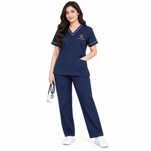 Tenue de travail idéale pour infirmières, médecins, cliniques, femmes. Ensemble de blouses médicales confortables, légères, respirantes et professionnelles. - Product Image 3