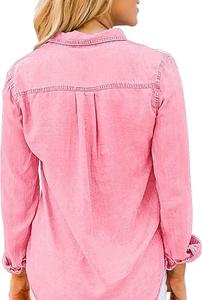 Camisas de mezclilla para mujer al por mayor, color rosa, elásticas, con bolsillos en el pecho, estilo vintage, lavado ácido, moda urbana - Product Image 4