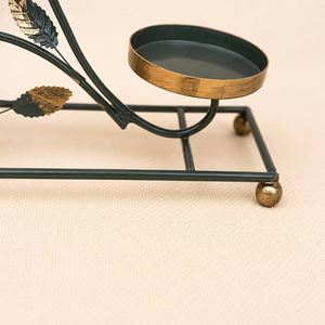 Candelabro de hierro artesanal con diseño de hojas, de tres niveles, para decoración del hogar. - Product Image 3