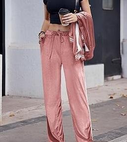 Ensemble de vêtements de détente pour femmes en velours à capuche avec ceinture élastique - Motif à carreaux vintage - Longueur intégrale - Écologique - Hiver - Product Image 6