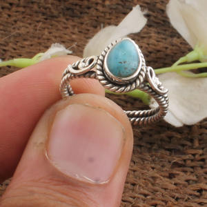 Anillo de Plata de Ley 925 con Engaste de Larimar en Forma de Pera, Hecho a Mano, Estilo Boho Clásico, Anillo Solitario Delicado, Certificado Jaipur Wedding - Product Image 2