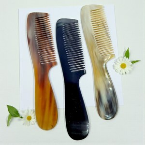Peine de cuerno natural hecho a mano, de dientes anchos, ecológico, para el cuidado del cabello, masaje capilar, herramientas de masaje, herramienta corporal - Product Image 1