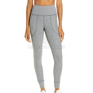 เลกกิ้งโยคะพิมพ์ลายโลโก้ตามสั่ง เอวยางยืด ขายตรงจากโรงงาน รับผลิตแบบ OEM สำหรับชุดออกกำลังกาย - Product Image 2