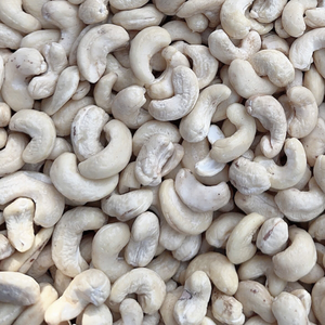 Noix de cajou en gros à prix abordable W180 W320, prix international des noix de cajou, Santigo Cashew Vietnam, délai de livraison court - Product Image 1