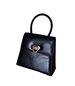 Bolso de Mano Royaa Vintage con Marco de Cuero Negro, Cierre de Botón, Asa Superior, Casual, de Cuero Genuino, Resistente al Agua, de Lujo, hasta 1L - Product Image 1
