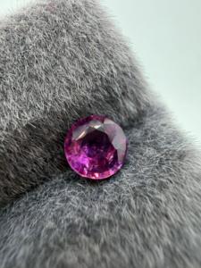 Zehra Gems Jewellery BS107 Zafiro Natural Púrpura-Rosado de 6MM, Corte Brillante de 1.00CT, con Juego de Color, de Ceilán, Precioso, Suelto y Facetado - Product Image 6