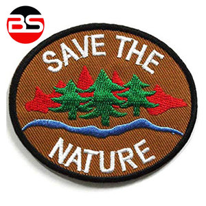 Patch brodé personnalisé sur mesure, nouvelle arrivée, vente chaude, patch brodé adhésif avec bordure Merrow par Burhan Sports - Product Image 3