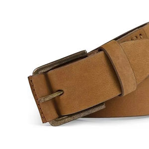 เข็มขัดผู้ชาย เข็มขัดหนังคุณภาพสูงสำหรับผู้ชาย สายหนังแท้ หัวเข็มขัดหรูหรา แฟนซี วินเทจ สำหรับกางเกงยีนส์ สีดำ หัวเข็มขัดโลหะ - Product Image 3