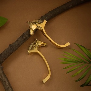Decoración de Pared con Cabeza de Caballo Dorada, de Latón, para Entrada Interior, Decoración Tradicional para el Hogar, Forma Irregular, Diseño Duradero - Product Image 2