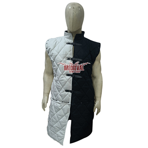 Armadura Aketon Medieval Negra Unisex de Alta Calidad Hecha a Mano con Cuello Alto y Manga Larga, Acolchada de Algodón y Cuero - Product Image 1