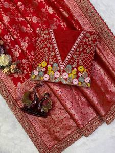 Sari de Seda Jacquard Banarasi Suave Reglance con Bordado de Lentejuelas y Dori, Borde de Encaje, Diseño Tradicional, Sin Arrugas, de Secado Rápido para Mujer - Product Image 4