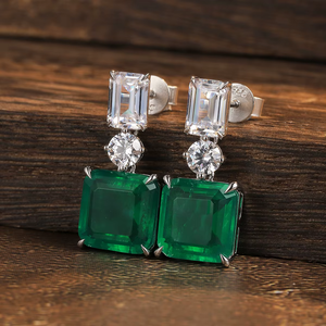 Pendientes de Platino con Esmeraldas y Diamantes con Detalles de Zafiro Azul, Pendientes de Lujo para Mujer, Joyería de Boda, Certificados por IGI - Product Image 4