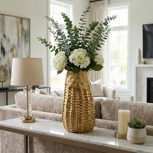 Vase de table Wild Bloom fait main, finition dorée, design moderne, en bronze, décoration de mariage, minimaliste et élégant - Product Image 6