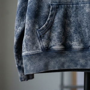 Sudadera con capucha vintage de 500 g/m² para hombre, con cremallera, efecto desgastado y lavado ácido, venta al por mayor, fabricación personalizada - Product Image 4