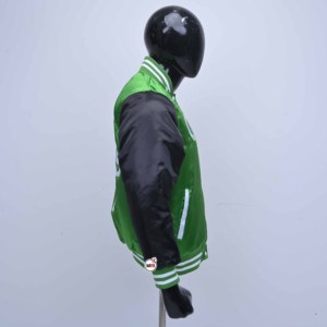 Chaqueta Varsity Verde Satinada para Hombre con Parches Bordados, Mangas Negras, Corte Regular, Cuello Camisero, Ropa Casual de Otoño con OEM - Product Image 2