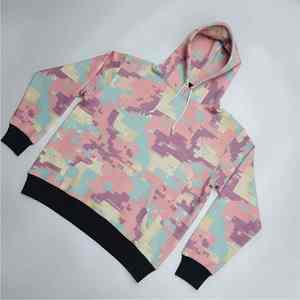 Fabricante de sudaderas personalizadas que ofrece telas antipilling, artesanía superior y producción duradera para marcas de moda. - Product Image 4