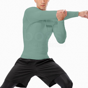 Vêtements de sport haut de gamme avec tissu respirant et anti-transpiration, t-shirt de compression pour les séances de gym et la pratique du fitness - Product Image 5