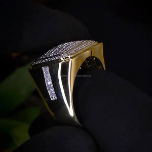 Anillo de compromiso cuadrado de plata de ley 925 con moissanita y diamantes, totalmente engastado, micro pavé, estilo hip hop, joyería para hombre - Product Image 6