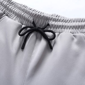 Servicio OEM Pantalones Cortos Deportivos de Lona 100% Poliéster de Alta Calidad para Correr y Béisbol, con Logotipo Personalizado, Color Sólido, Transpirables y de Secado Rápido - Product Image 4