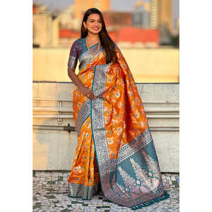 Sari tissé Jaal contrastant en soie douce Zari, motif Banarasi orange, de la collection Elite Weaves, vêtements indiens et pakistanais - Product Image 1