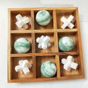 Jeu de Tic Tac Toe 3D en bois fait main, ensemble de plateau rustique, jeu de puzzle Tic Tac Toe en bois de qualité supérieure, jeu de table familial - Product Image 4