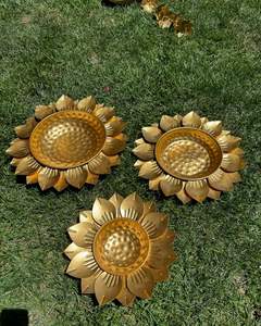 Elegante Bandeja de Exhibición de Latón Martillado para Regalos de Boda y Colección de Regalos Corporativos - Product Image 2