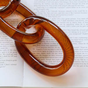 งานศิลปะตกแต่งผนังเรซิ่นแบบโมเดิร์น ลิงค์ขนาดใหญ่ ผสมสีสันสไตล์พังก์ โซ่ยาวแบบกลวง หนา ตกแต่งบ้าน งานแฮนด์เมด คุณภาพสูง - Product Image 4