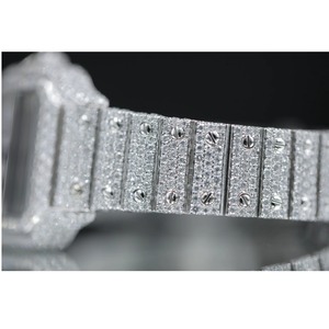 Reloj de Diamantes Moissanite de Lujo de Edición Limitada, Tono Blanco, Gran Tamaño, Medio Brillante, Acero Inoxidable, Disponible al Mejor Precio - Product Image 4