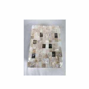 Boîte à bijoux en résine rectangulaire blanche avec incrustation de nacre et de bois, artisanat de haute qualité, logo personnalisé - Product Image 5