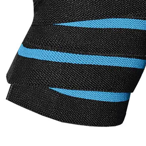 Rodillera Tejida Negra y Roja Transpirable con Protección, Universal, Unisex, para Todas las Estaciones - Product Image 6