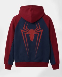 Sweat à capuche unisexe en polaire rouge avec logo araignée et poche pour un usage décontracté - Product Image 2