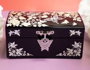 Boîte à bijoux en bois laqué noir style zen asiatique avec nacre, motif floral papillon, organiseur, coffret cadeau - Product Image 2