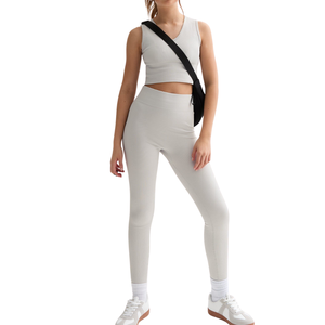 Ensemble de vêtements de sport pour filles, leggings taille haute, haut court, tenue de yoga sans couture, tissu extensible confortable en spandex/polyester - Product Image 4