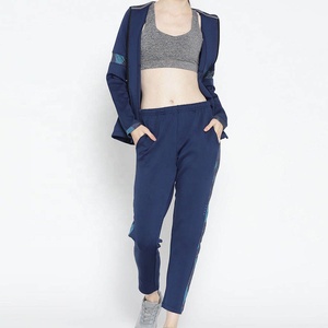 Chándal para Mujer, Última Moda, Tejido Premium de Alta Demanda, Nuevo Diseño, Cremallera Completa con Bolsillos, Color Azul, Ajuste Holgado y Cómodo - Product Image 4