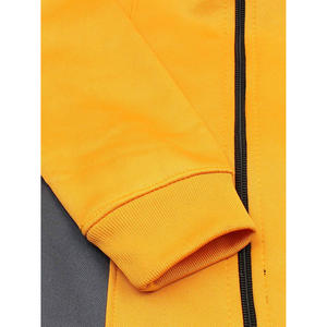 Ensemble de survêtement premium avec fermeture éclair, conçu par les meilleurs fabricants de vêtements pour la fourniture en gros de vêtements de sport - Product Image 3