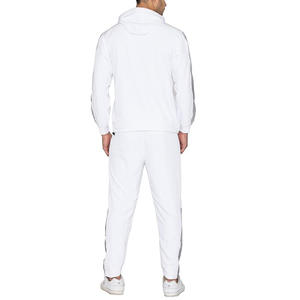 Survêtement zippé mi-lourd 300 GSM avec tissu durable par des fournisseurs OEM experts - Product Image 5