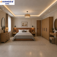 Suite de chambre à coucher de luxe de style italien avec lit flottant LED en bois, tailles Queen/King, intégrant un placard et un bureau de coiffeuse pour usage scolaire